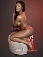 Lily – горячая и соблазнительная красотка, доступна 24/7